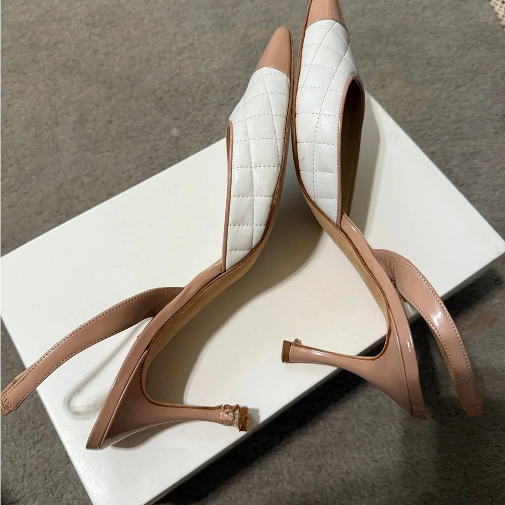 Manolo Blahnik Irie Slingback Pumps 40.5 US 10.5 Quilted Leather Cap Toe